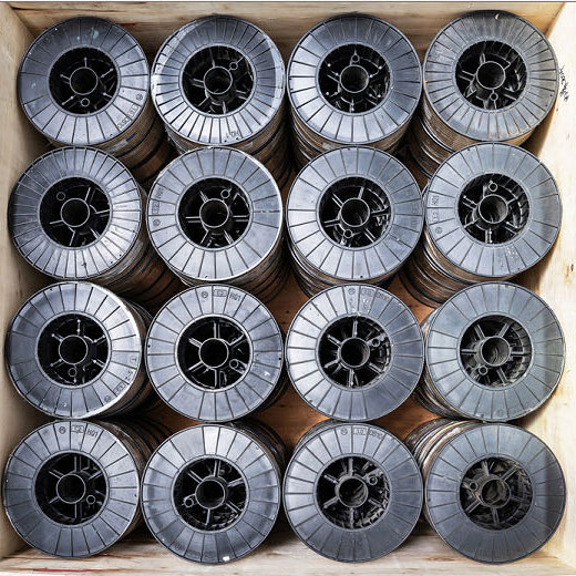 Czym są taśmy sprężynowe ze stali nierdzewnej walcowanej na zimno i dlaczego są ważne dla różnych gałęzi przemysłu